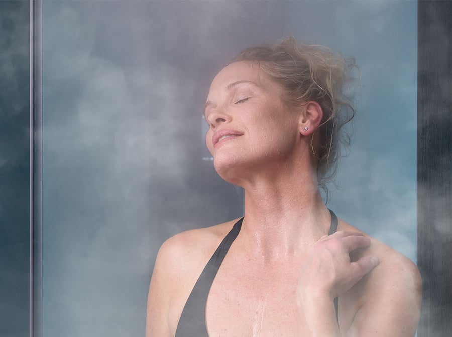 woman_in_steam_sauna